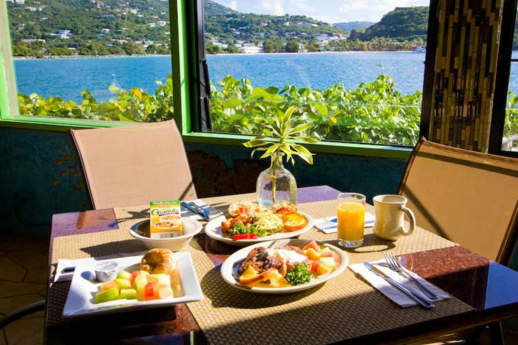 Lindbergh Bay Hotel Altona Ресторан фото